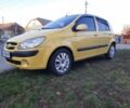 Желтый Хендай Гетц, объемом двигателя 1.4 л и пробегом 250 тыс. км за 3900 $, фото 2 на Automoto.ua