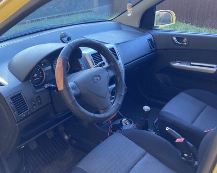 Желтый Хендай Гетц, объемом двигателя 1.6 л и пробегом 215 тыс. км за 3500 $, фото 7 на Automoto.ua