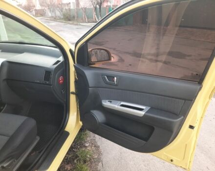 Желтый Хендай Гетц, объемом двигателя 1.4 л и пробегом 250 тыс. км за 3900 $, фото 18 на Automoto.ua