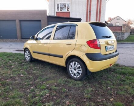 Желтый Хендай Гетц, объемом двигателя 1.4 л и пробегом 250 тыс. км за 3900 $, фото 4 на Automoto.ua