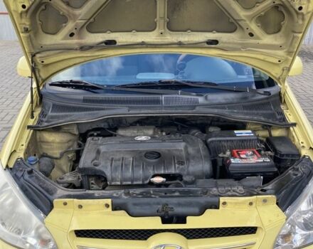 Желтый Хендай Гетц, объемом двигателя 1.6 л и пробегом 215 тыс. км за 3500 $, фото 10 на Automoto.ua