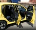Желтый Хендай Гетц, объемом двигателя 1.4 л и пробегом 170 тыс. км за 5000 $, фото 1 на Automoto.ua