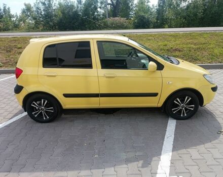 Желтый Хендай Гетц, объемом двигателя 1.4 л и пробегом 180 тыс. км за 4000 $, фото 1 на Automoto.ua