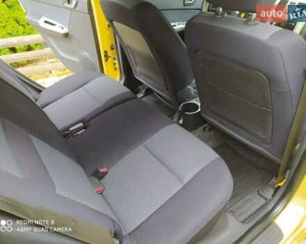 Жовтий Хендай Гетц, об'ємом двигуна 1.4 л та пробігом 37 тис. км за 5200 $, фото 30 на Automoto.ua