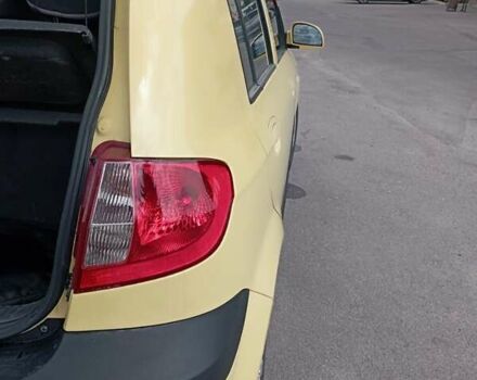 Жовтий Хендай Гетц, об'ємом двигуна 1.4 л та пробігом 118 тис. км за 5800 $, фото 8 на Automoto.ua