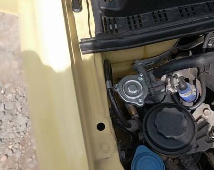 Желтый Хендай Гетц, объемом двигателя 1.4 л и пробегом 120 тыс. км за 5750 $, фото 18 на Automoto.ua