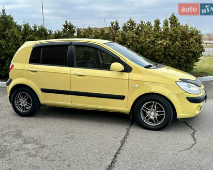 Желтый Хендай Гетц, объемом двигателя 1.4 л и пробегом 144 тыс. км за 5170 $, фото 1 на Automoto.ua