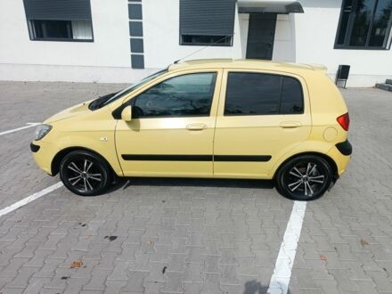 Желтый Хендай Гетц, объемом двигателя 1.4 л и пробегом 180 тыс. км за 4000 $, фото 1 на Automoto.ua