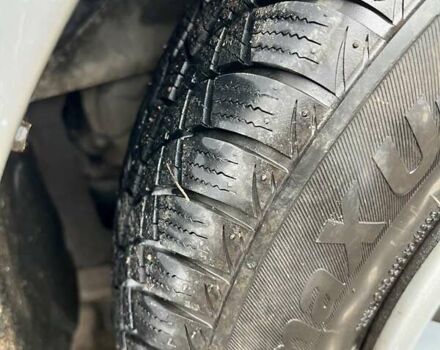 Серый Хендай Гетц, объемом двигателя 1.3 л и пробегом 250 тыс. км за 4700 $, фото 3 на Automoto.ua