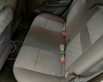 Серый Хендай Гетц, объемом двигателя 1.4 л и пробегом 201 тыс. км за 3700 $, фото 3 на Automoto.ua