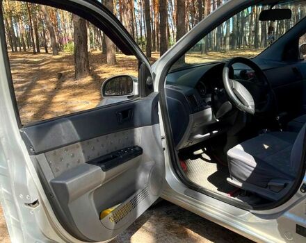 Сірий Хендай Гетц, об'ємом двигуна 1.3 л та пробігом 200 тис. км за 5500 $, фото 6 на Automoto.ua
