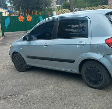 Серый Хендай Гетц, объемом двигателя 1.3 л и пробегом 156 тыс. км за 4600 $, фото 2 на Automoto.ua