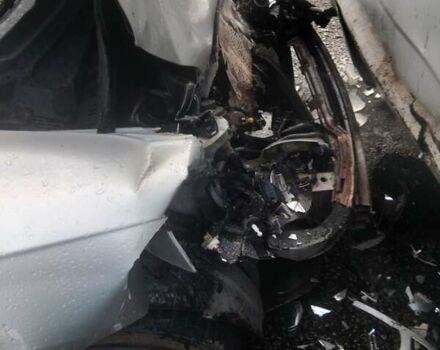 Серый Хендай Гетц, объемом двигателя 1.3 л и пробегом 178 тыс. км за 1500 $, фото 2 на Automoto.ua