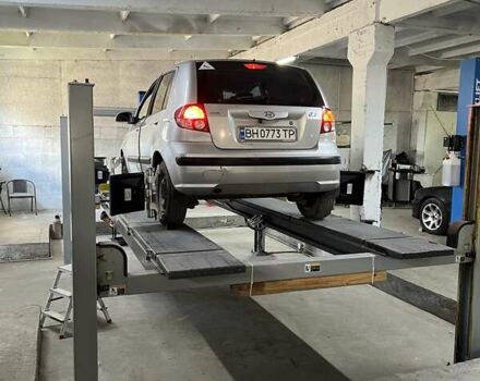 Серый Хендай Гетц, объемом двигателя 1.3 л и пробегом 250 тыс. км за 4700 $, фото 7 на Automoto.ua