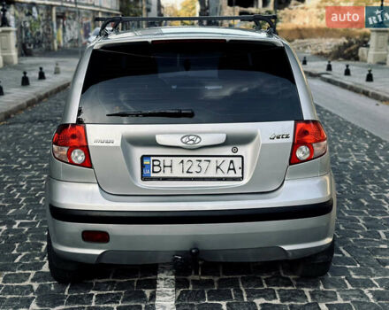 Серый Хендай Гетц, объемом двигателя 1.3 л и пробегом 300 тыс. км за 2900 $, фото 4 на Automoto.ua