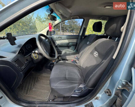 Серый Хендай Гетц, объемом двигателя 1.3 л и пробегом 289 тыс. км за 2999 $, фото 12 на Automoto.ua