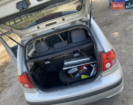 Хендай Гетц 2004 в Запорожье на Automoto.ua Серый Хендай Гетц, объемом двигателя 1.34 л и пробегом 400 тыс. км за 3000 $, фото 3 на Automoto.ua