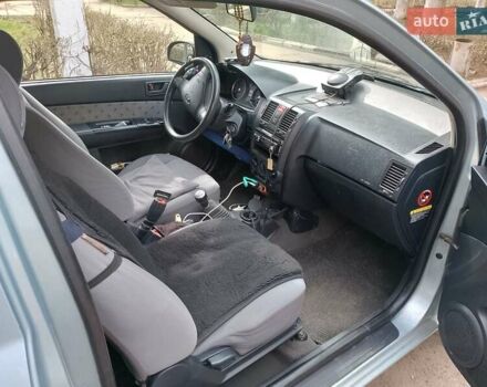 Сірий Хендай Гетц, об'ємом двигуна 1.4 л та пробігом 290 тис. км за 4200 $, фото 6 на Automoto.ua