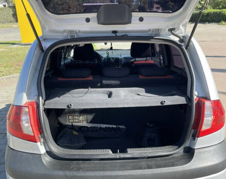 Сірий Хендай Гетц, об'ємом двигуна 1.09 л та пробігом 180 тис. км за 3300 $, фото 5 на Automoto.ua