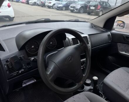 Серый Хендай Гетц, объемом двигателя 1.3 л и пробегом 215 тыс. км за 3900 $, фото 7 на Automoto.ua