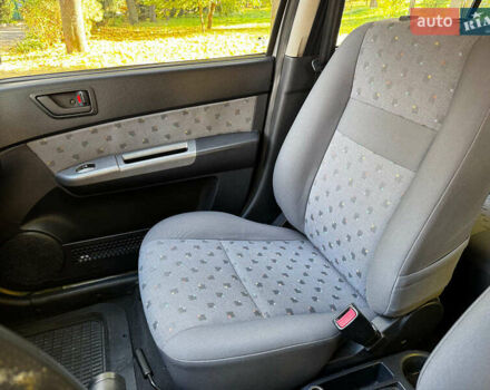 Хендай Гетц 2005 в Киеве на Automoto.ua Серый Хендай Гетц, объемом двигателя 1.4 л и пробегом 160 тыс. км за 3640 $, фото 18 на Automoto.ua