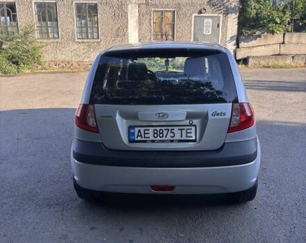 Серый Хендай Гетц, объемом двигателя 1.4 л и пробегом 208 тыс. км за 4000 $, фото 5 на Automoto.ua