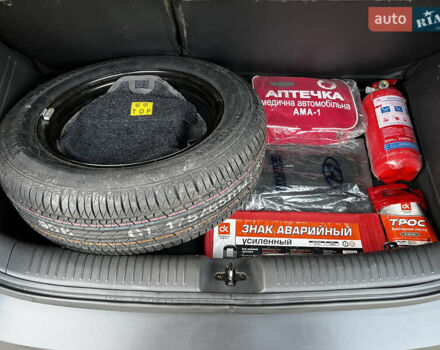 Сірий Хендай Гетц, об'ємом двигуна 1.6 л та пробігом 114 тис. км за 6200 $, фото 43 на Automoto.ua