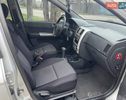 Серый Хендай Гетц, объемом двигателя 1.4 л и пробегом 160 тыс. км за 5500 $, фото 12 на Automoto.ua