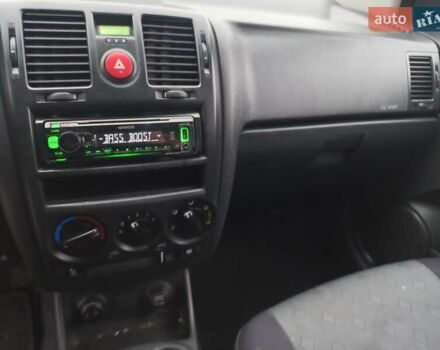 Сірий Хендай Гетц, об'ємом двигуна 1.4 л та пробігом 178 тис. км за 4000 $, фото 2 на Automoto.ua