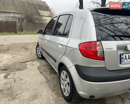 Серый Хендай Гетц, объемом двигателя 1.4 л и пробегом 160 тыс. км за 5500 $, фото 2 на Automoto.ua