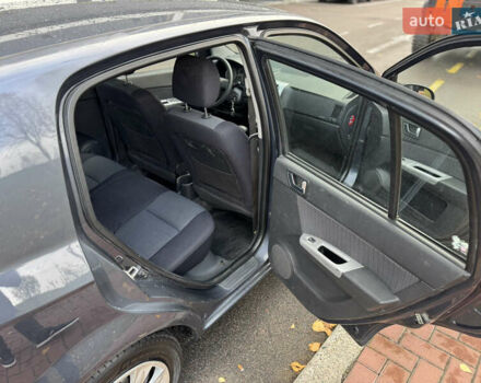 Серый Хендай Гетц, объемом двигателя 1.4 л и пробегом 186 тыс. км за 4950 $, фото 18 на Automoto.ua