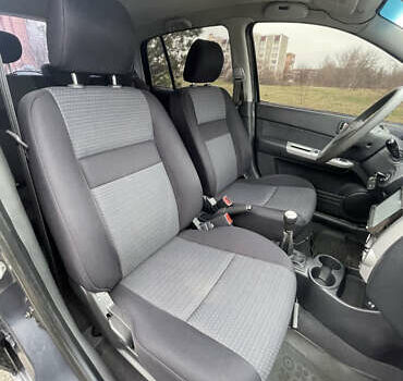 Серый Хендай Гетц, объемом двигателя 1.4 л и пробегом 200 тыс. км за 3500 $, фото 9 на Automoto.ua