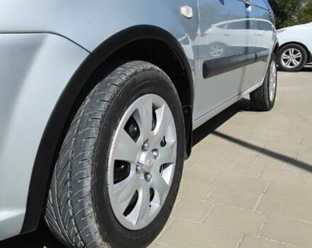 Серый Хендай Гетц, объемом двигателя 1.4 л и пробегом 226 тыс. км за 3600 $, фото 3 на Automoto.ua