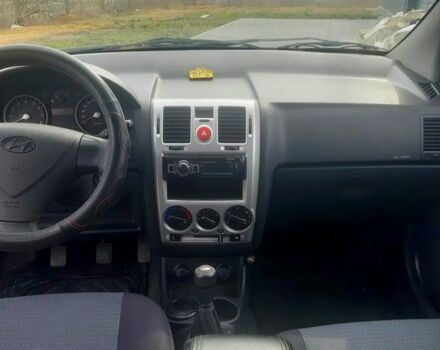 Серый Хендай Гетц, объемом двигателя 1.4 л и пробегом 130 тыс. км за 5000 $, фото 2 на Automoto.ua