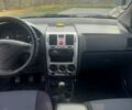 Серый Хендай Гетц, объемом двигателя 1.4 л и пробегом 130 тыс. км за 5000 $, фото 2 на Automoto.ua
