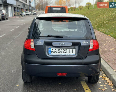 Серый Хендай Гетц, объемом двигателя 1.4 л и пробегом 186 тыс. км за 4950 $, фото 3 на Automoto.ua