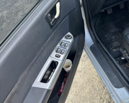 Серый Хендай Гетц, объемом двигателя 1.4 л и пробегом 240 тыс. км за 2800 $, фото 3 на Automoto.ua