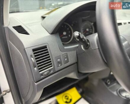 Сірий Хендай Гетц, об'ємом двигуна 1.4 л та пробігом 210 тис. км за 5600 $, фото 18 на Automoto.ua