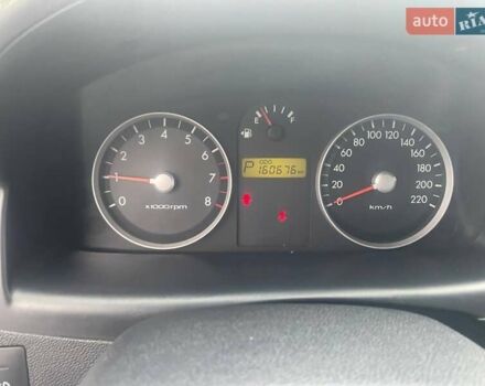 Серый Хендай Гетц, объемом двигателя 1.4 л и пробегом 160 тыс. км за 6000 $, фото 6 на Automoto.ua