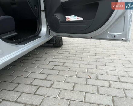 Серый Хендай Гетц, объемом двигателя 1.4 л и пробегом 150 тыс. км за 5800 $, фото 4 на Automoto.ua