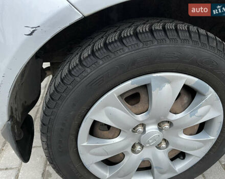 Серый Хендай Гетц, объемом двигателя 1.4 л и пробегом 150 тыс. км за 5800 $, фото 2 на Automoto.ua