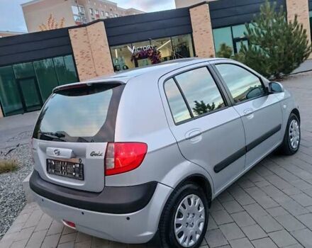 Серый Хендай Гетц, объемом двигателя 1.4 л и пробегом 98 тыс. км за 5700 $, фото 4 на Automoto.ua