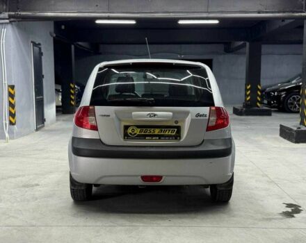 Серый Хендай Гетц, объемом двигателя 1.4 л и пробегом 210 тыс. км за 5600 $, фото 4 на Automoto.ua