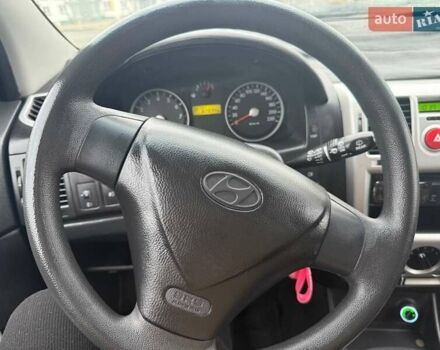Серый Хендай Гетц, объемом двигателя 1.4 л и пробегом 83 тыс. км за 5500 $, фото 2 на Automoto.ua
