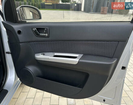 Сірий Хендай Гетц, об'ємом двигуна 1.4 л та пробігом 145 тис. км за 6300 $, фото 35 на Automoto.ua