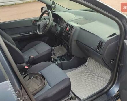 Серый Хендай Гетц, объемом двигателя 1.5 л и пробегом 260 тыс. км за 4199 $, фото 2 на Automoto.ua