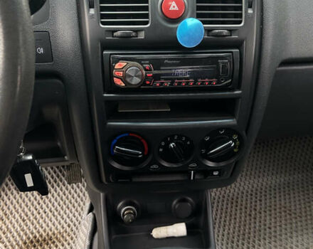 Сірий Хендай Гетц, об'ємом двигуна 1.49 л та пробігом 260 тис. км за 4300 $, фото 10 на Automoto.ua