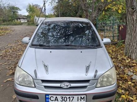 Серый Хендай Гетц, объемом двигателя 1.34 л и пробегом 220 тыс. км за 3500 $, фото 1 на Automoto.ua