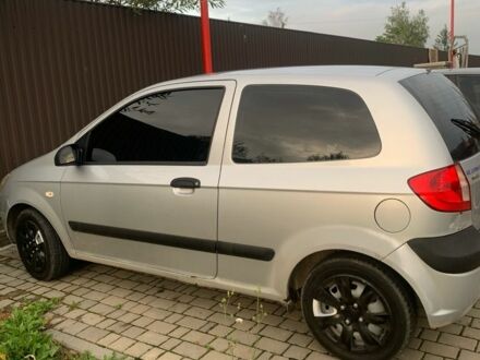 Серый Хендай Гетц, объемом двигателя 1.1 л и пробегом 220 тыс. км за 2300 $, фото 1 на Automoto.ua