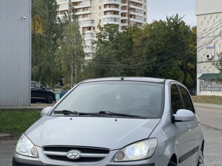 Серый Хендай Гетц, объемом двигателя 1.4 л и пробегом 230 тыс. км за 4500 $, фото 1 на Automoto.ua